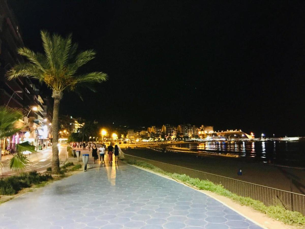 Magic Studio With Swimming Pool Benidorm Exteriör bild