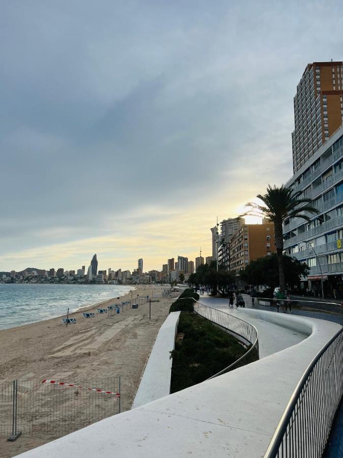 Magic Studio With Swimming Pool Benidorm Exteriör bild